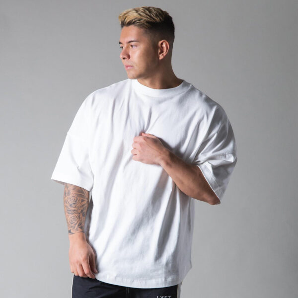 New Fashion Quality Fitness Sport Wear Custom Logo Men's Tshirt Puff Printed On Back Plus Size Crew Neck T-Shirt - Image 2